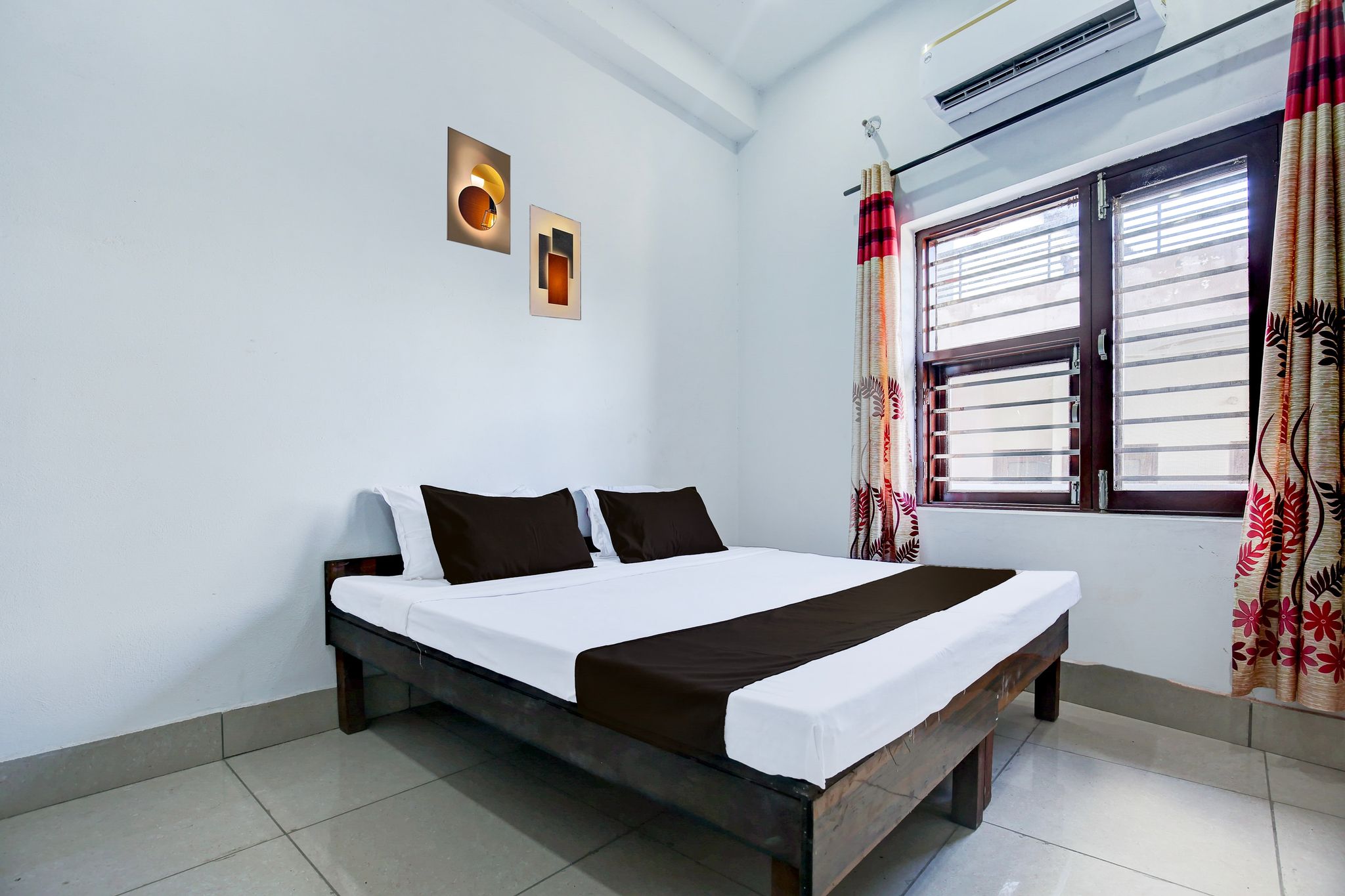 Hotel O NRI Guest House Classic 5