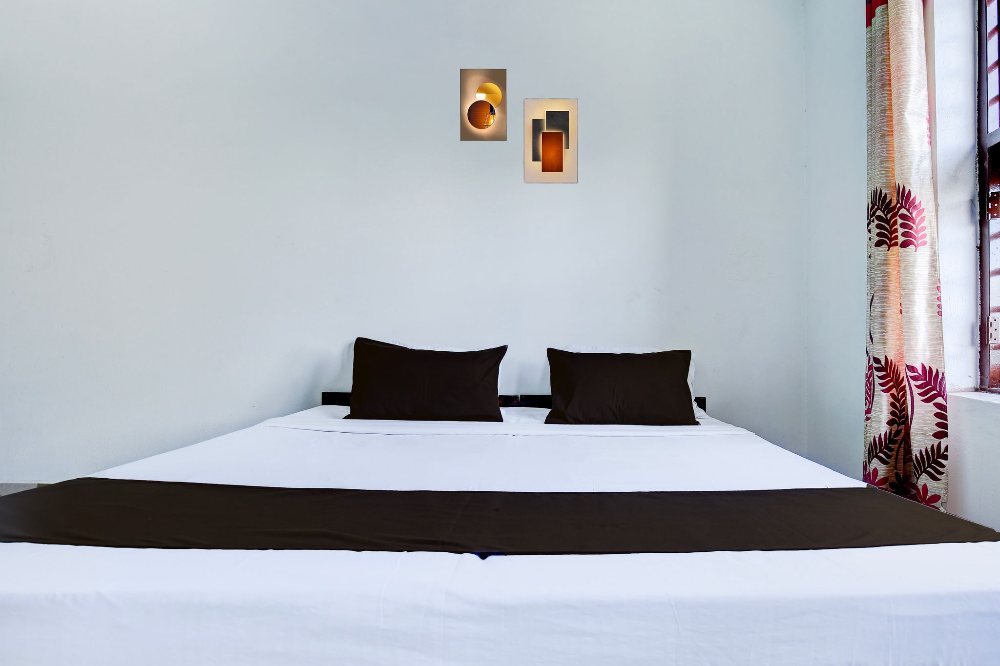 Hotel O NRI Guest House Classic 9