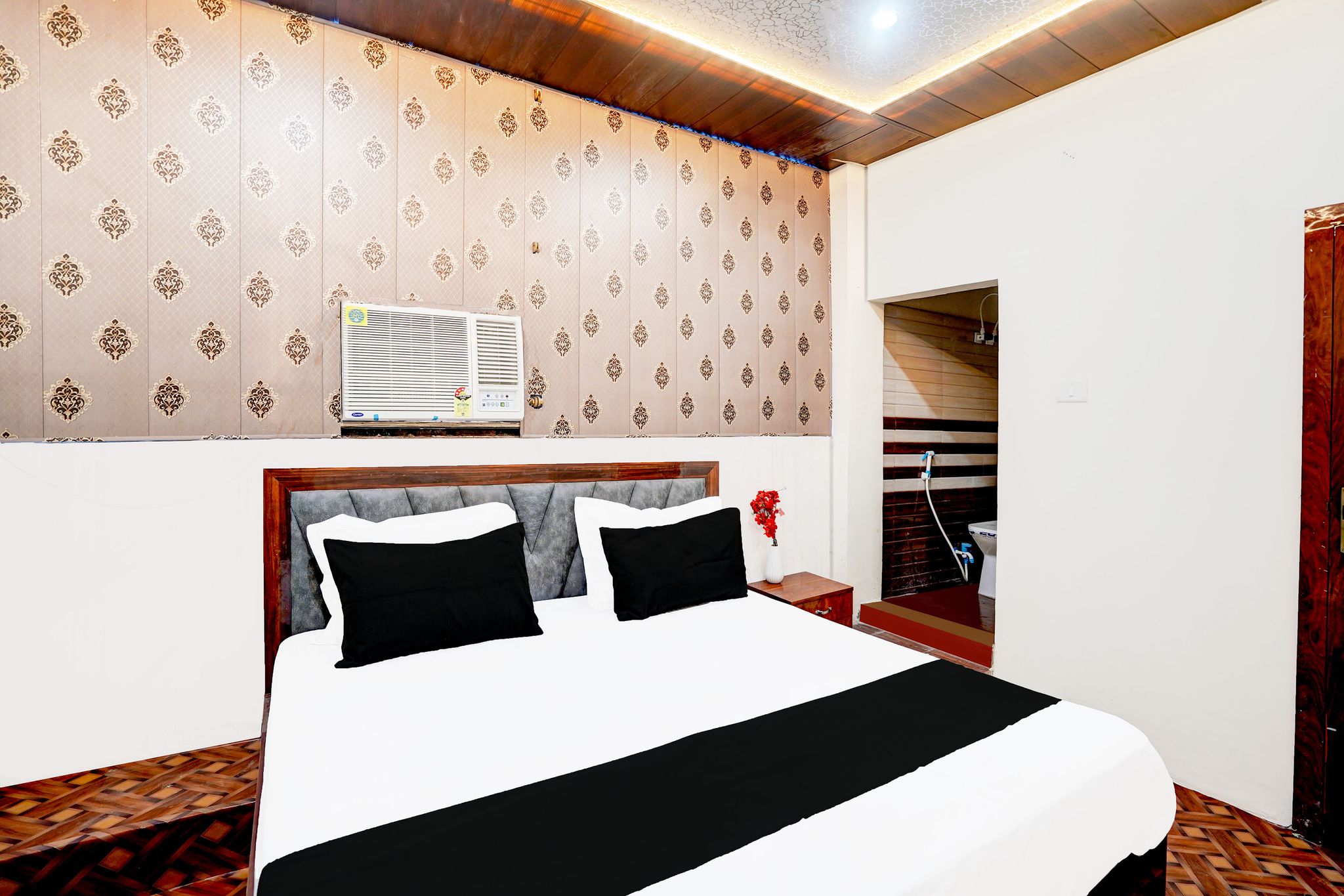 HOTEL O ABHIK GRAND Classic 8