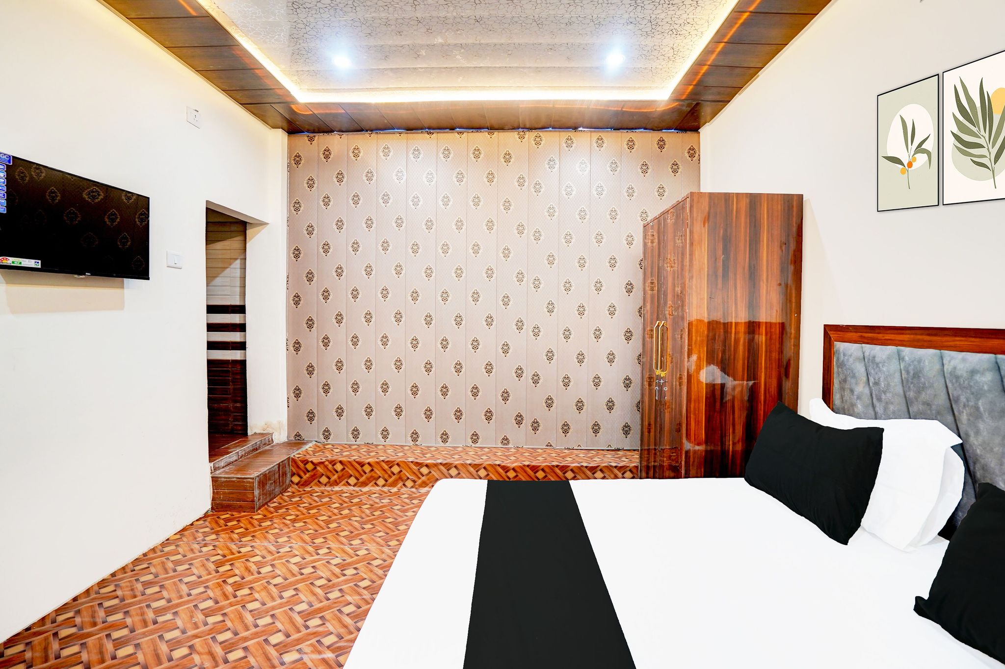 HOTEL O ABHIK GRAND Classic 9