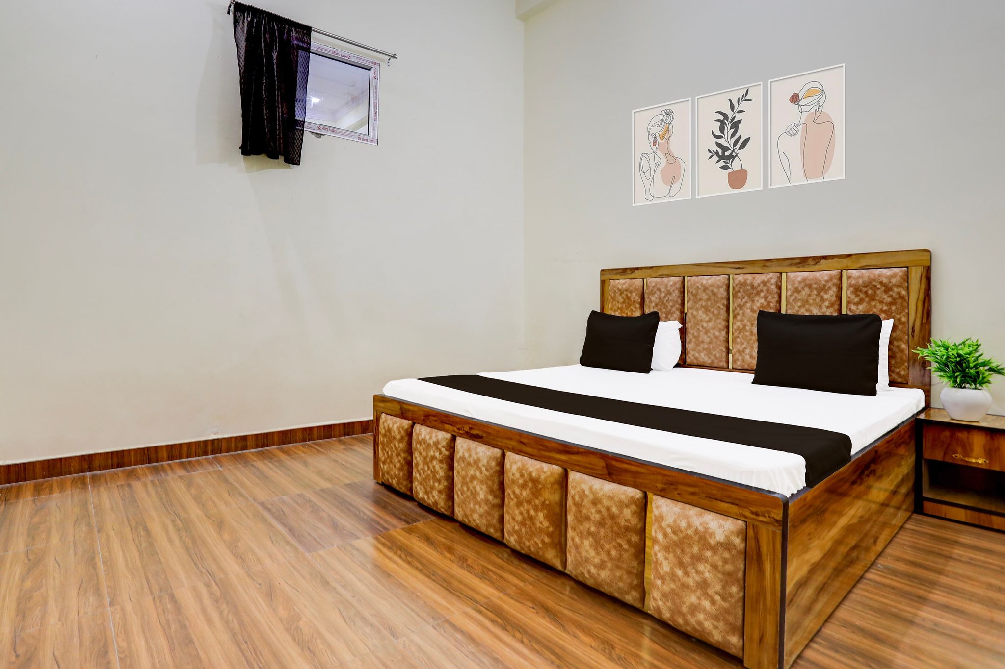 Hotel O SHREE MANDAP HOTEL Classic 3