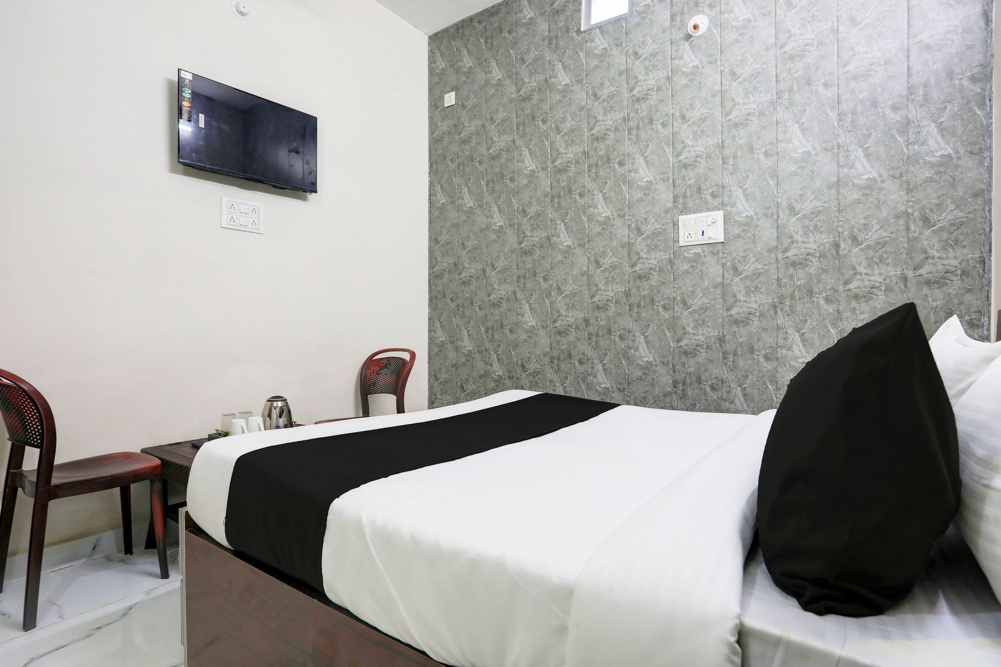 Hotel O Maan In Classic 4