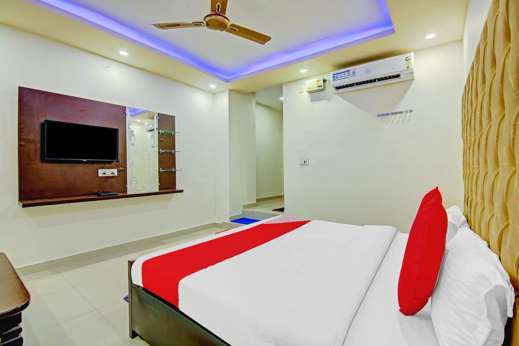 Hotel O by OYO Island Classic 10