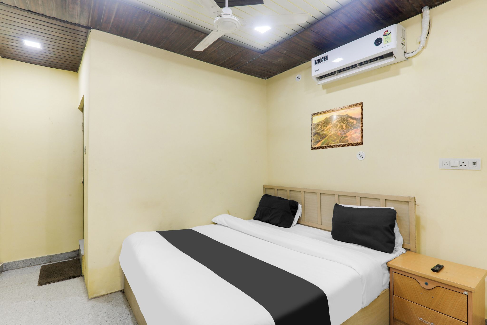 Hotel O Shri Buddheshwar Temple Lucknow Classic 6