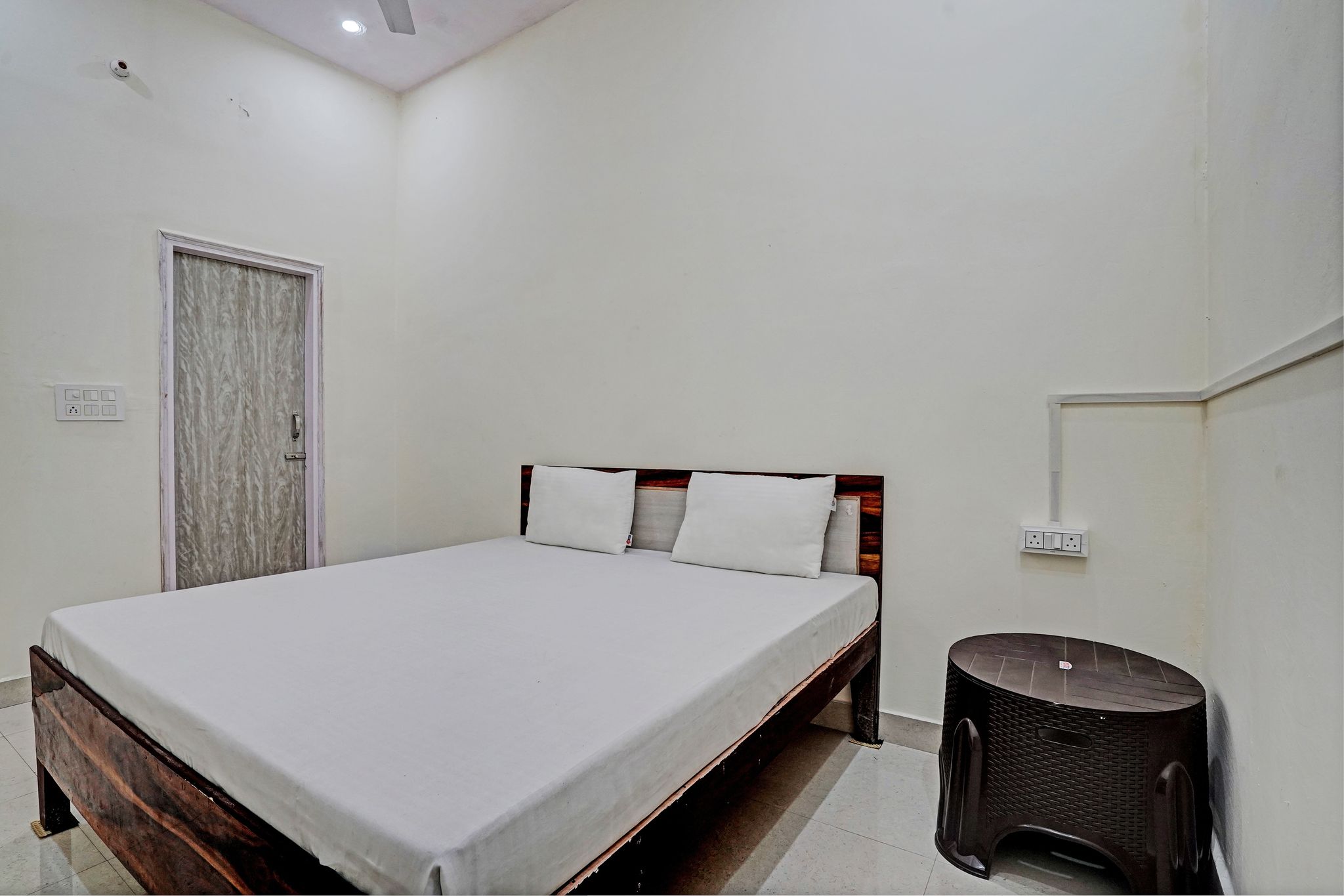 Hotel O Diamond Guest House Classic 3