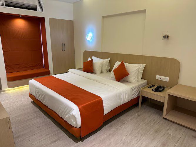 Hotel Benchmark Premier Benchmark Deluxe 2