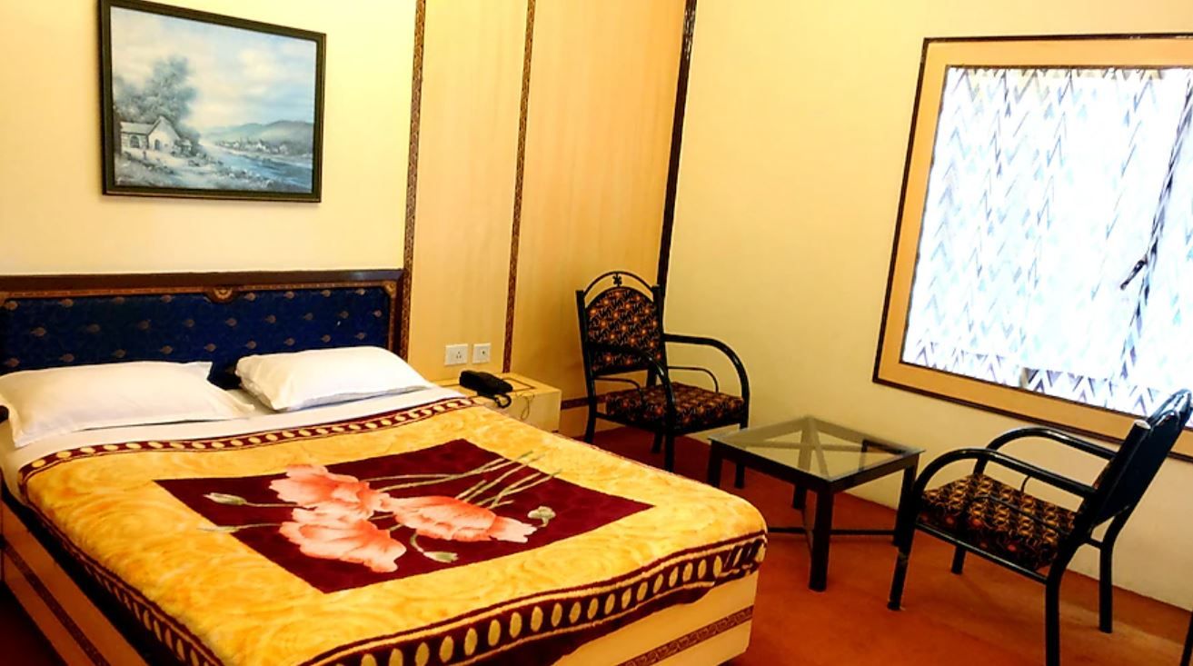 Hotel Sapphire Grand Ooty Deluxe 3