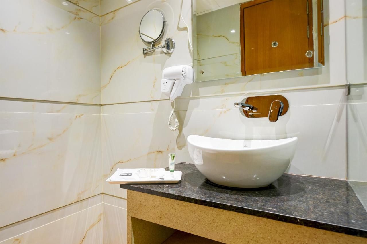 Classio Royale by iO Hotels Standard Room 9