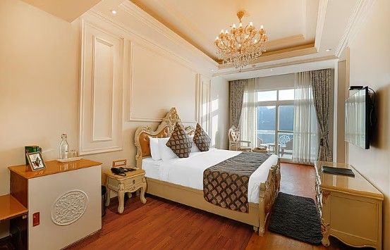 Premium Room With Bathtub