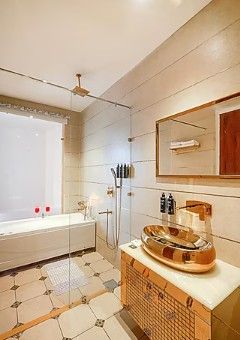 Premium Room With Bathtub
