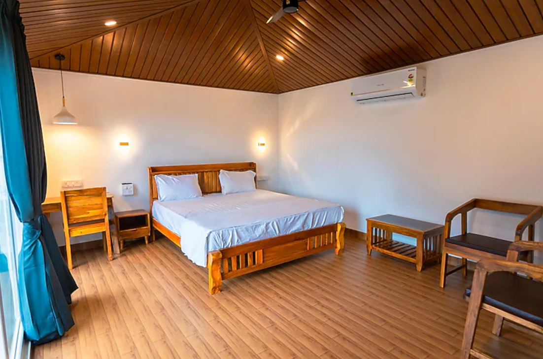 Ourem Palace Luxury Beach Huts Premium Double Room with balcony & Sea View