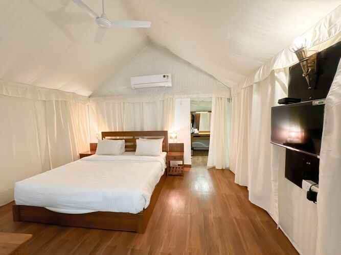 Aloha Nature stay Resort Swiss Tent