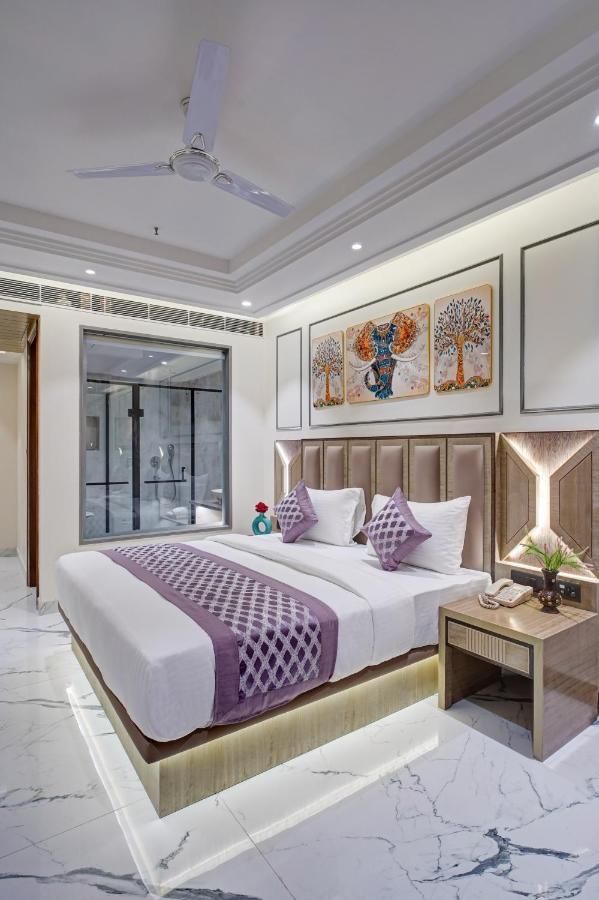 Executive Suite With Garden View