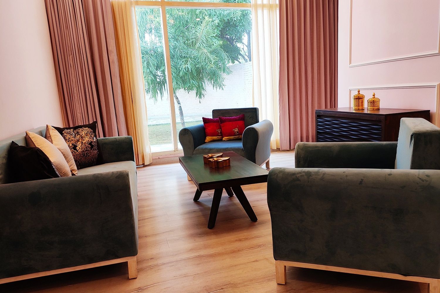 image_4533218_8e14c706-be3e-4046-9b5f-775e81672e69