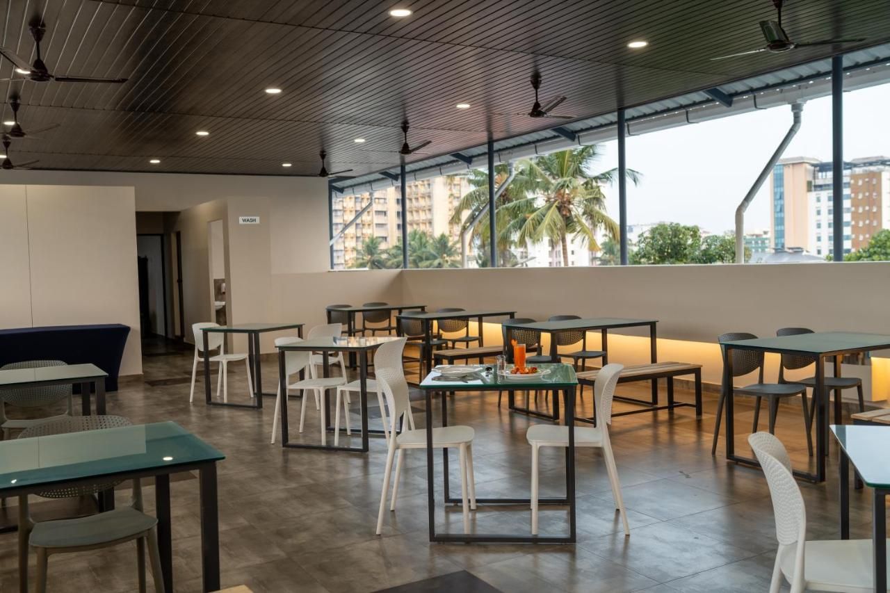Food & Dining