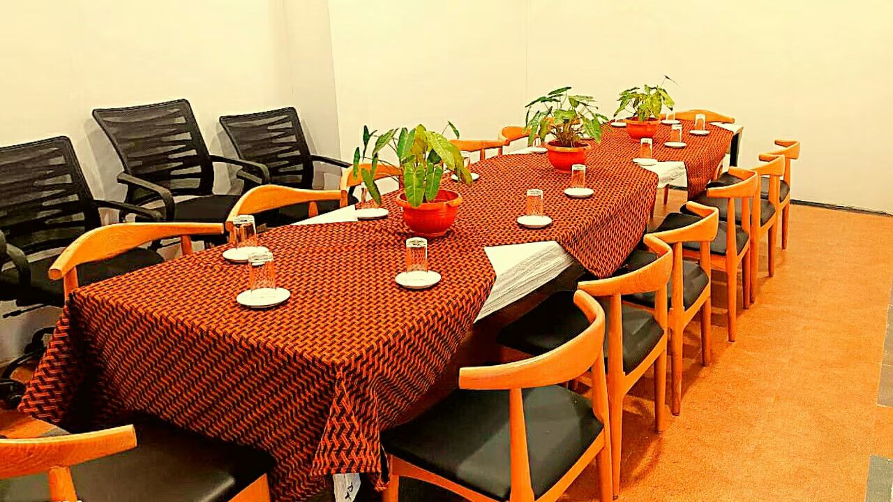 Food & Dining