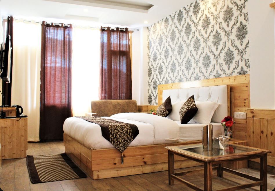 Hotel The Elena Deluxe Room