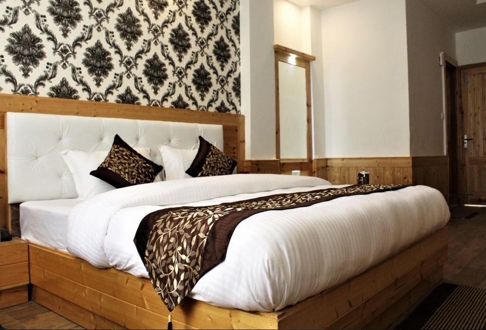 Hotel The Elena Deluxe Room 2