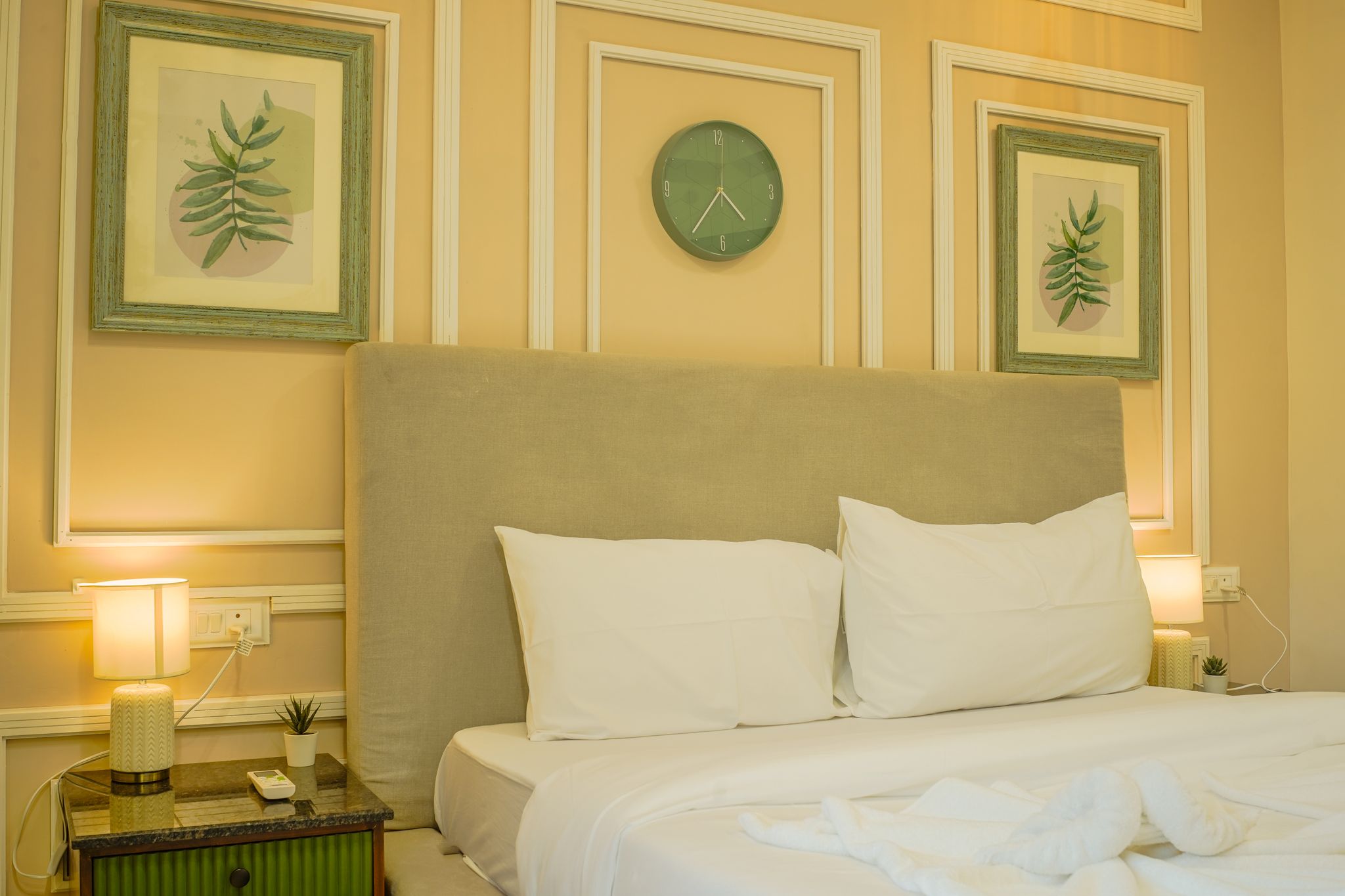 2 BHK With Balcony & Lift