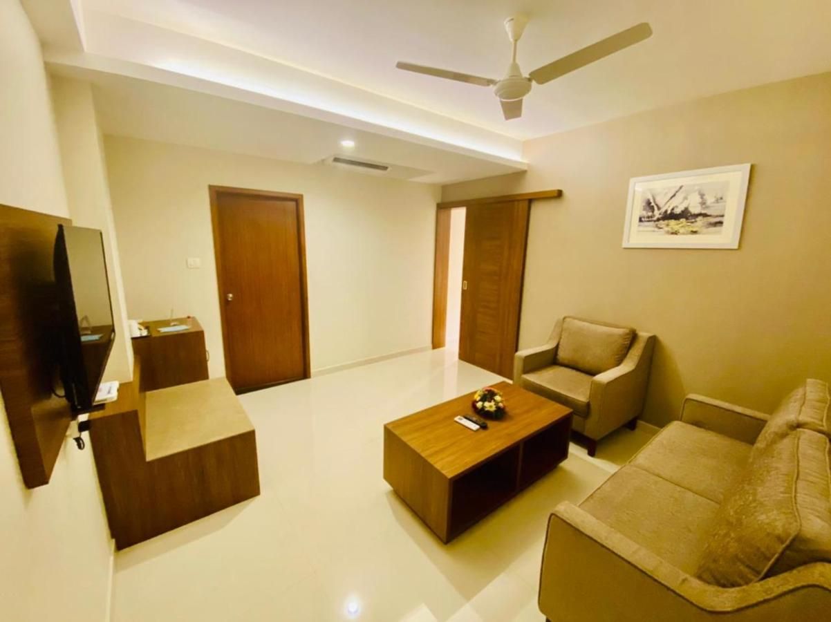 Deluxe Room AC