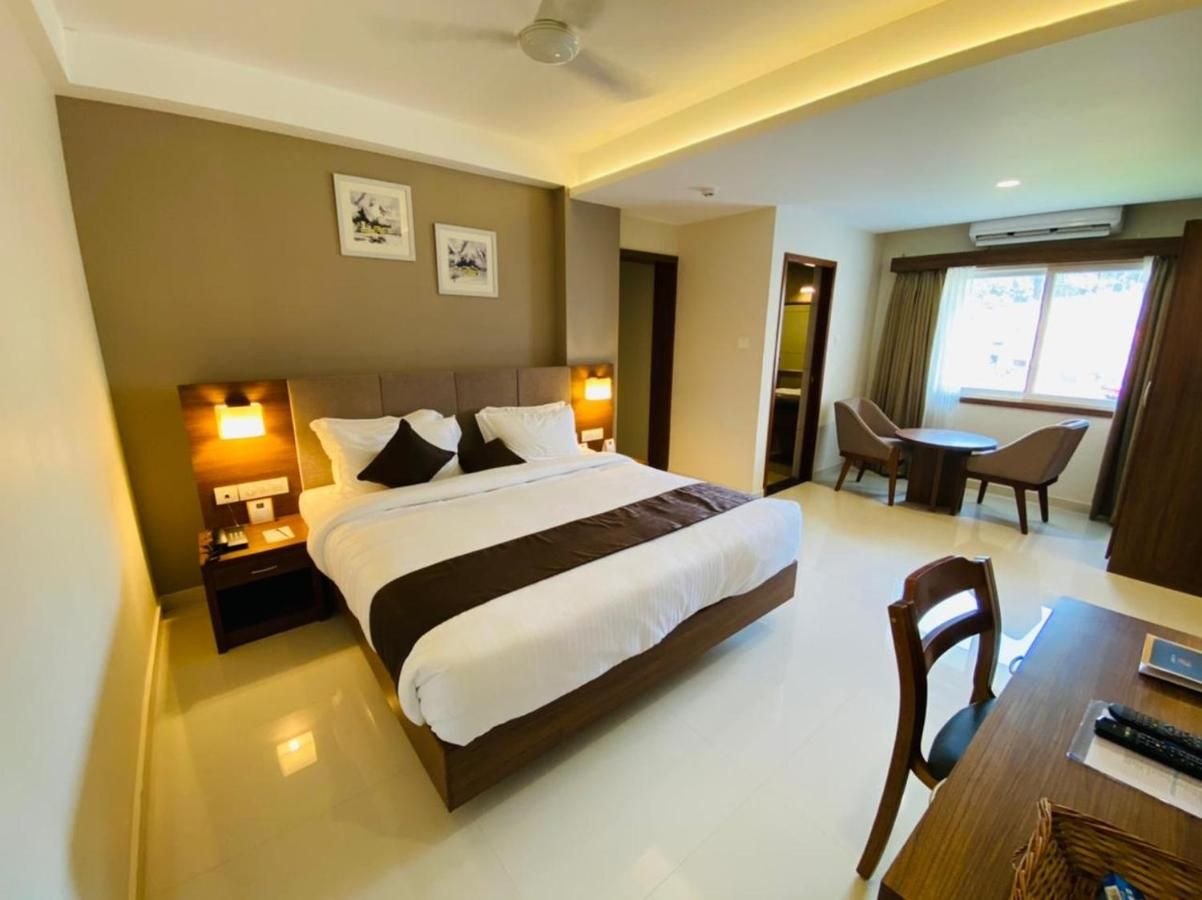 Deluxe Room AC