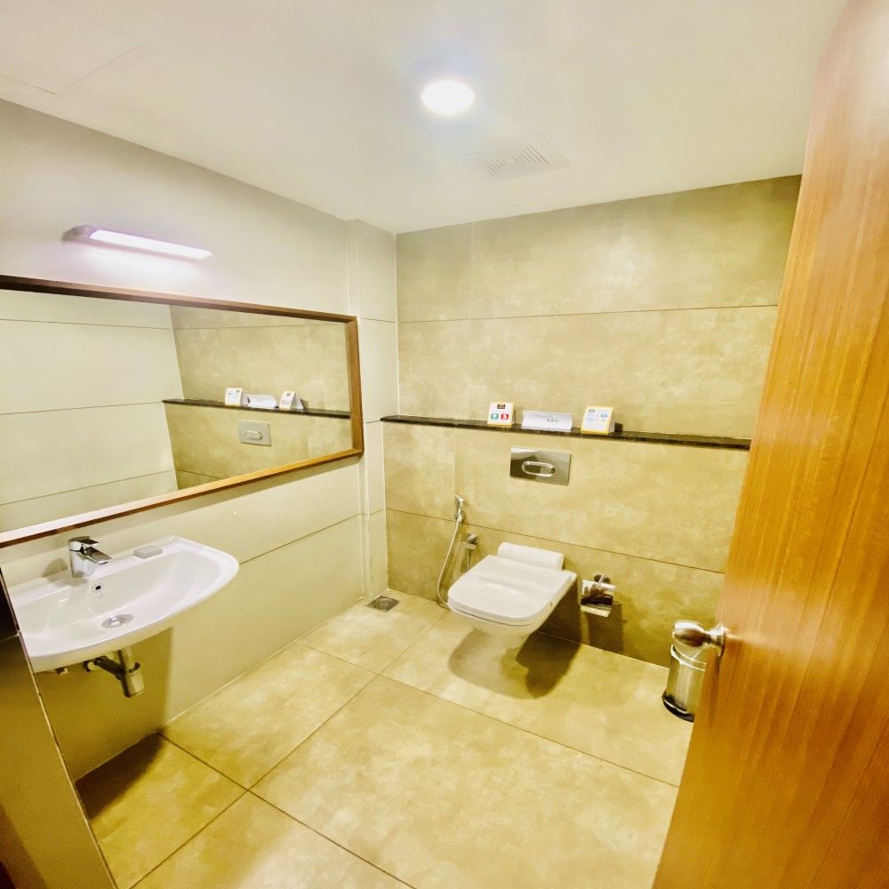 Deluxe Room AC