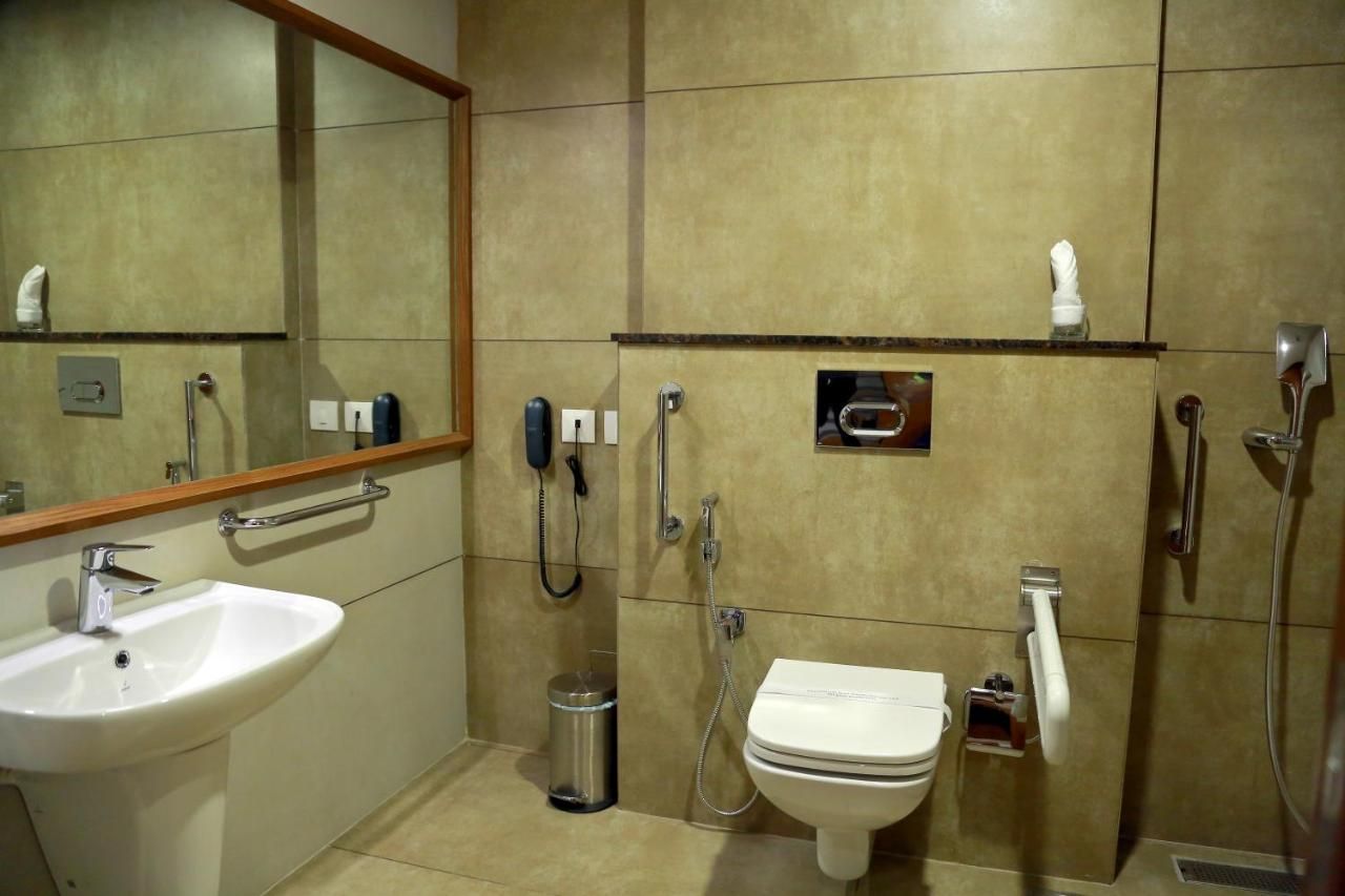 Deluxe Room AC