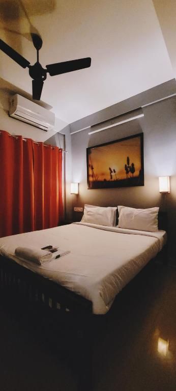 The Oaks Inn Edappally Deluxe Room In 2BHK Apartment 4