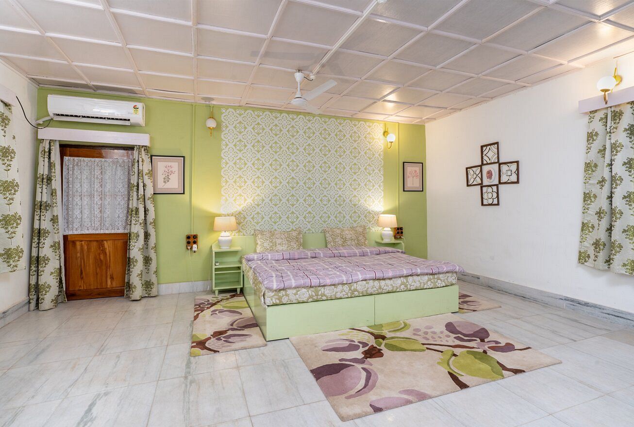 Baradighi The Bungalow Deluxe Heritage Suite Room ( Enjoy Hi-Tea with Cookies) 4