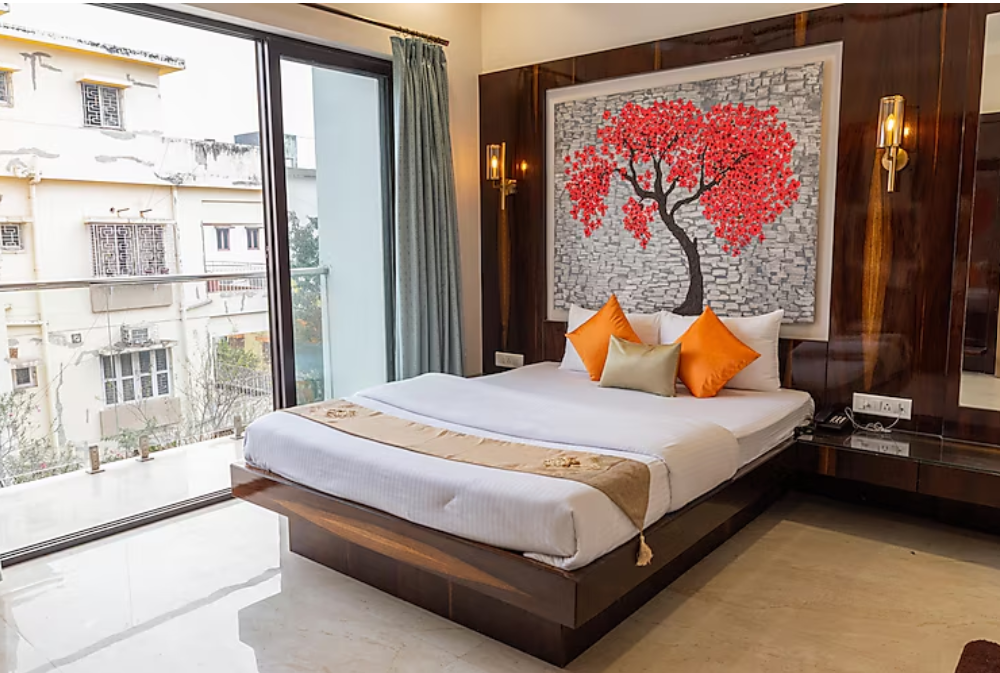 Super Deluxe Room With Balcony