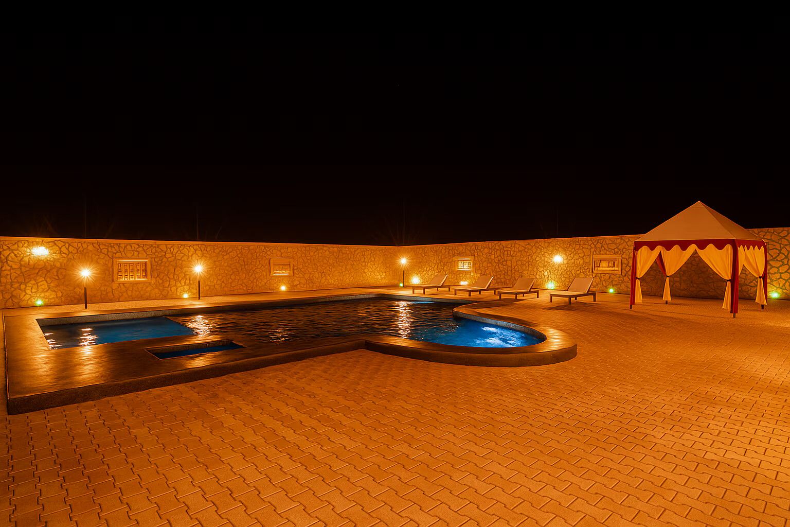 image_4533310_454e2929-de23-444a-bc96-4adaa8df804e