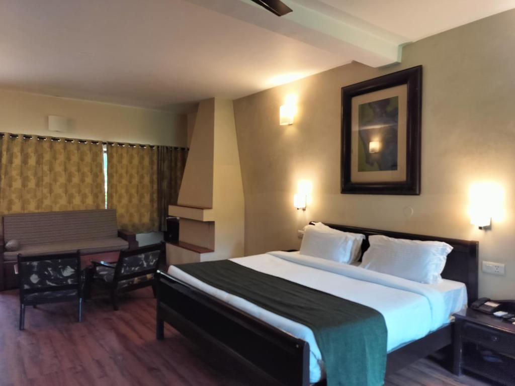 Deluxe Room   River  View