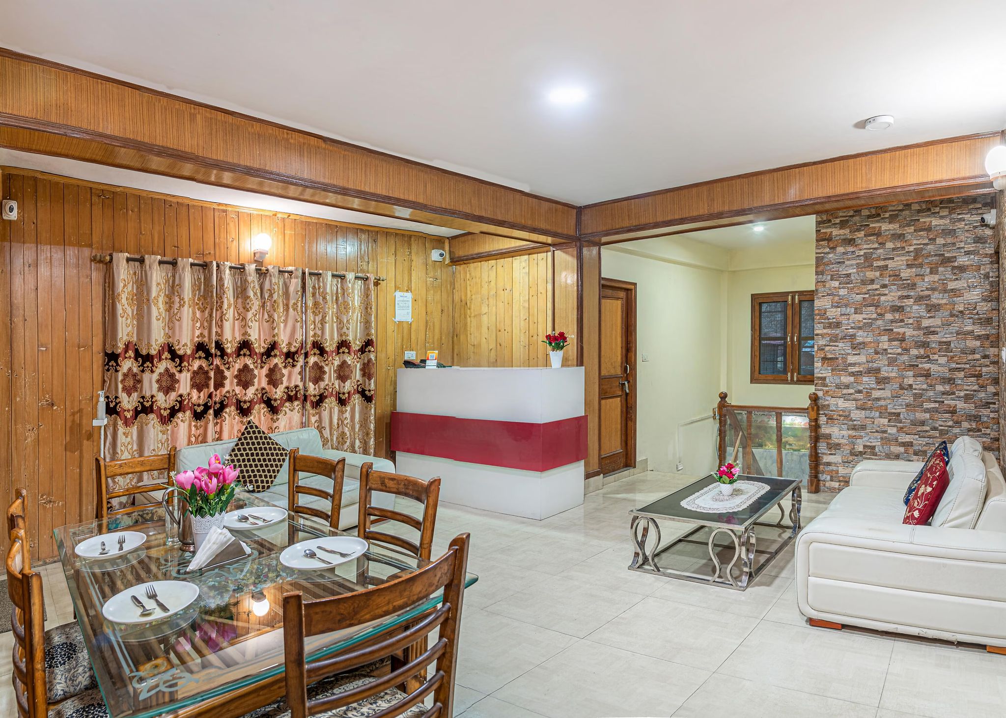  Hotel OAk View Shimla