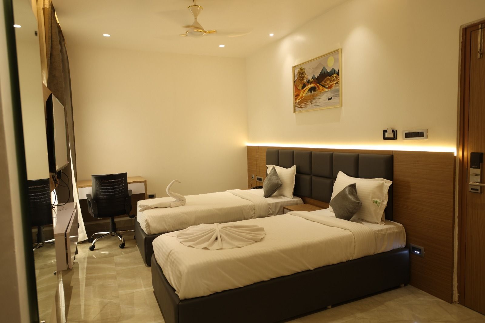 Hacana Millenium Hotel Business Room 2