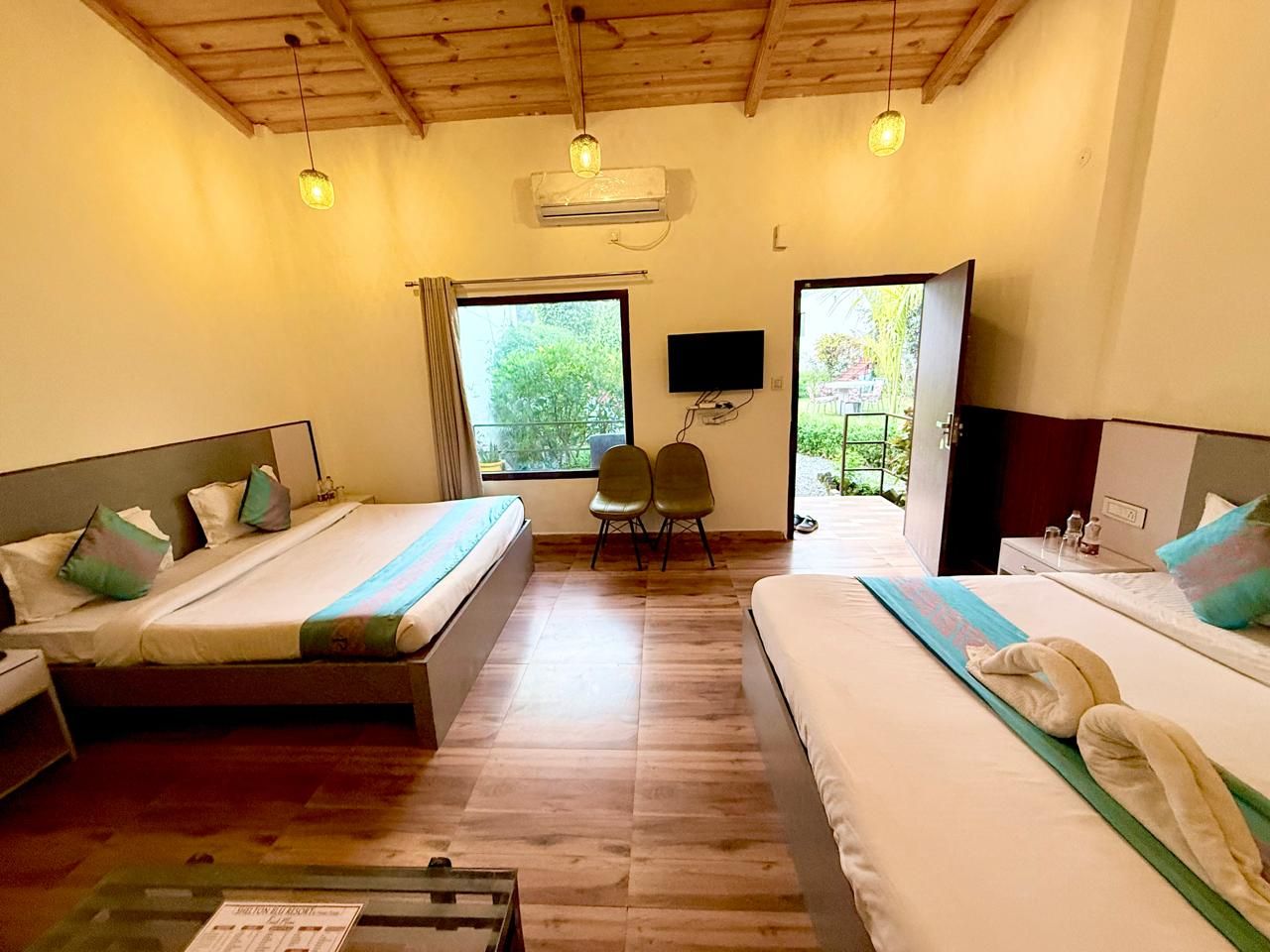 Deluxe Room With Mountain view