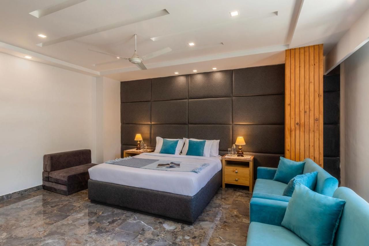 Alaya Stays 2 BHK with Garden & Hill View - Livelife Alaya Stays 2 BHK with Garden & Hill View 5