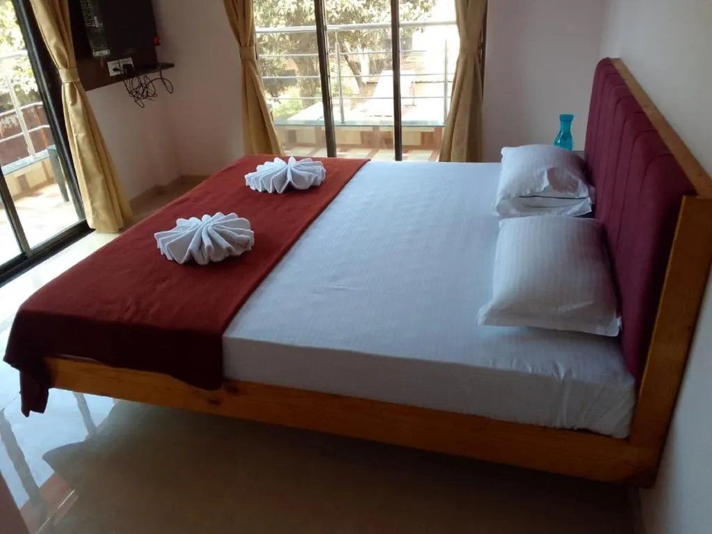 Hotel Town Pride , Ganpatipule Deluxe Non AC Room 2