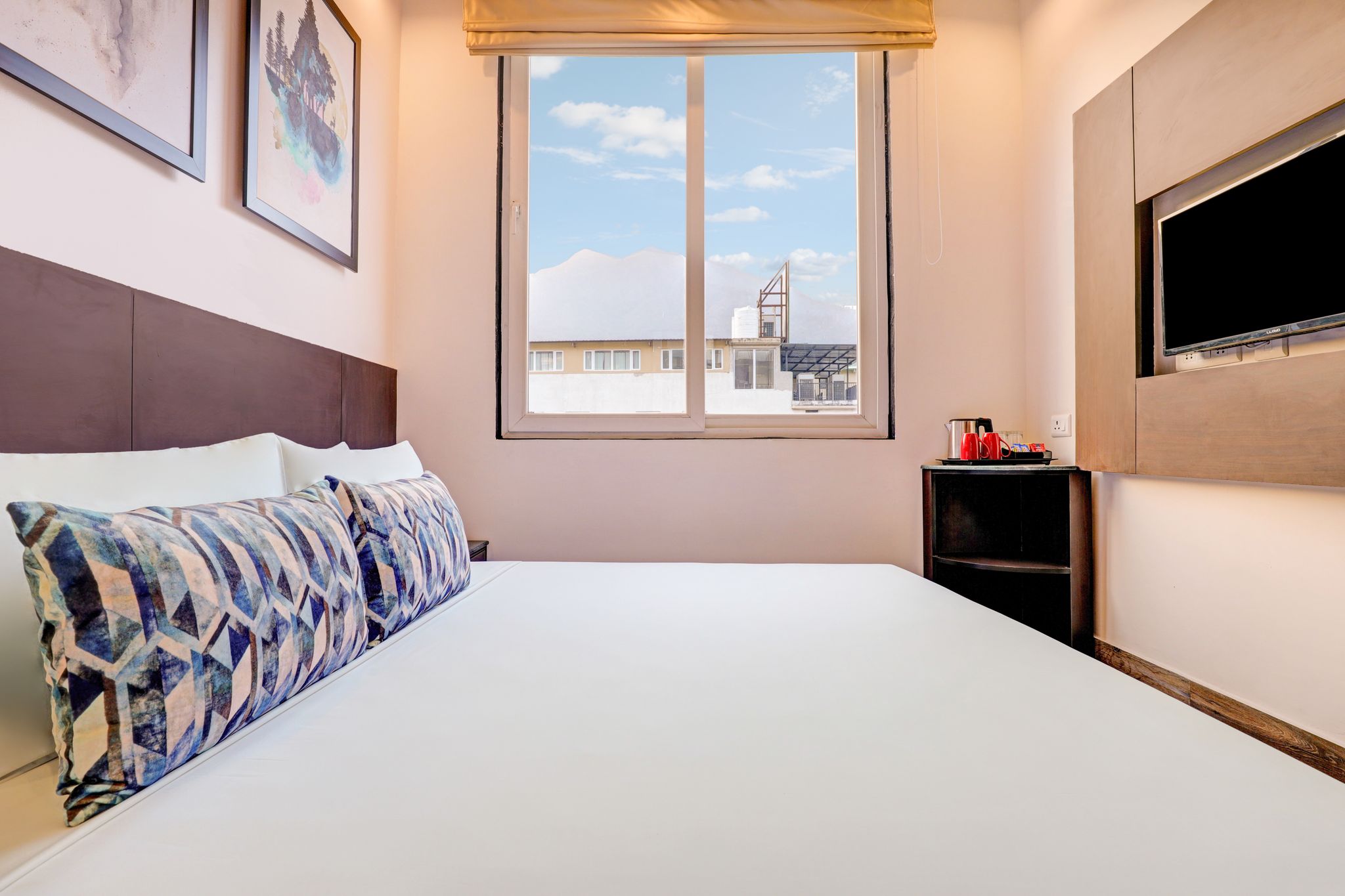 N3N Ganga Retreat by Stotrak Deluxe Room  2