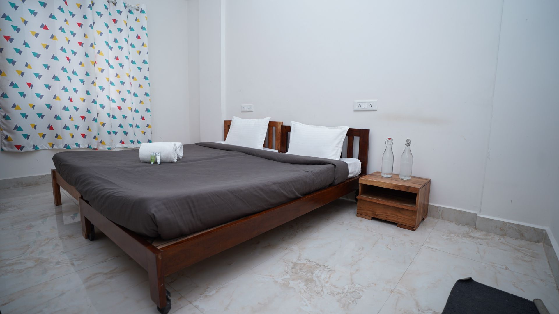 Z Express Columbuz Standard Twin