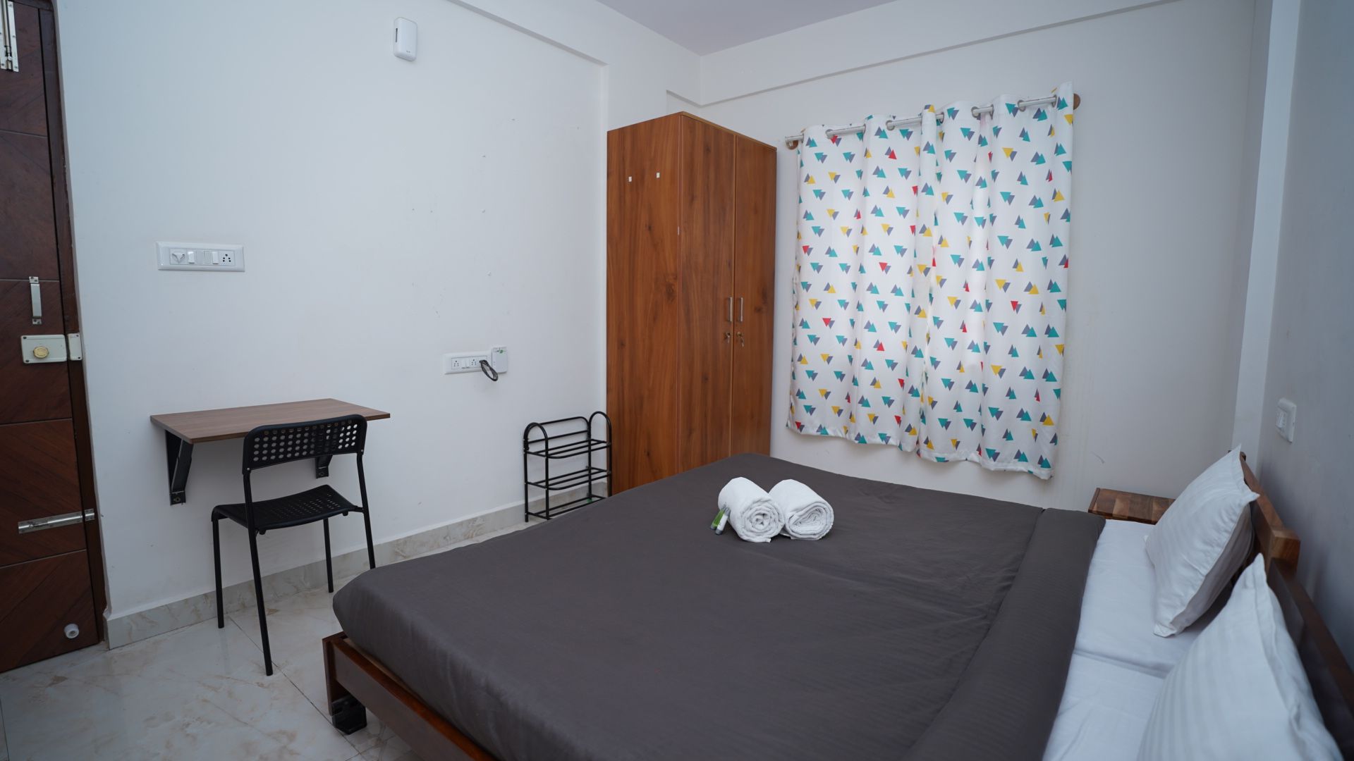 Z Express Columbuz Standard Twin 4