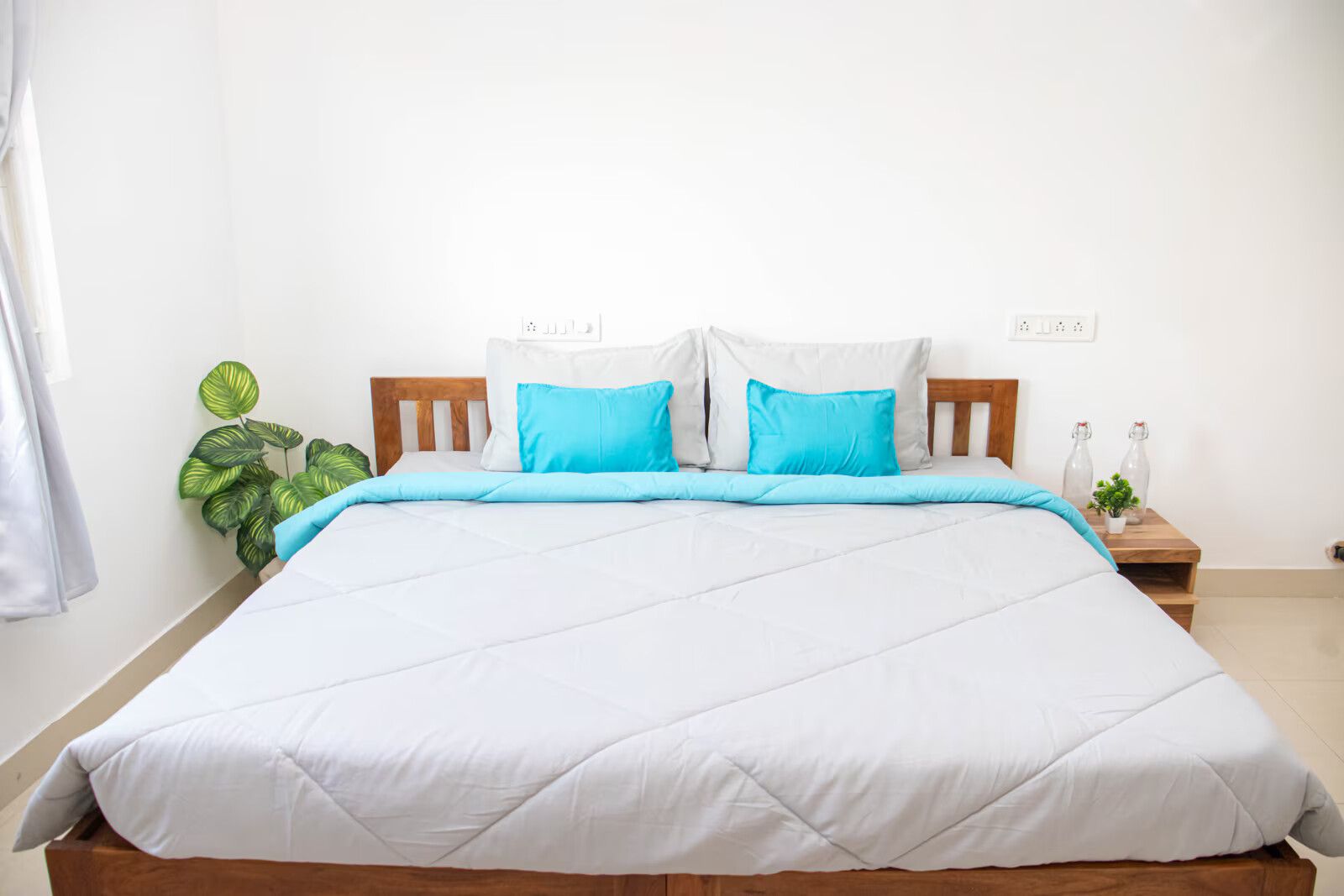 Z Express Lakefront Standard Twin