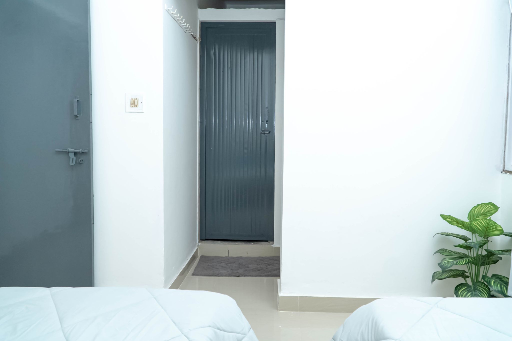 Z Express Woodside Standard Twin 4