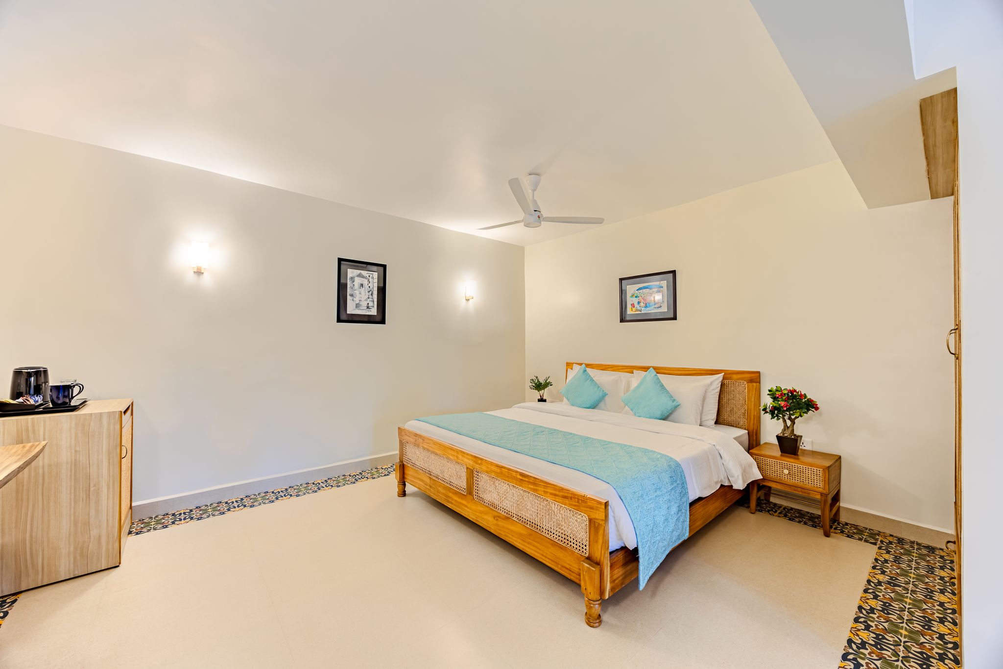 Sunshine Quaters by the Sea - Colva Deluxe Room 3