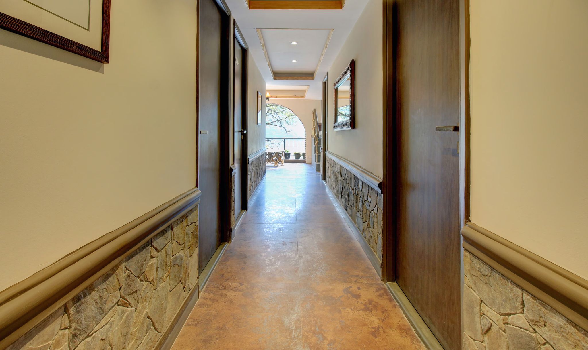 Hotel Lake side inn 