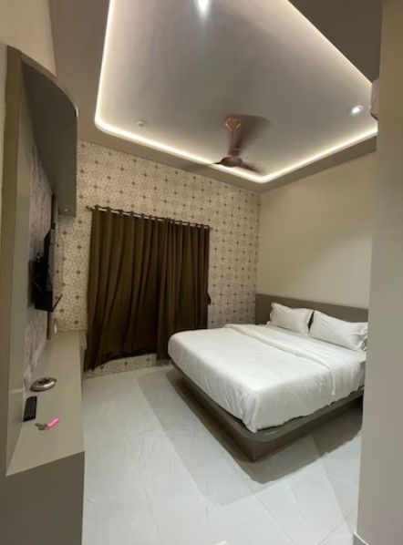 JP Garden & Lawn Deluxe Double Room