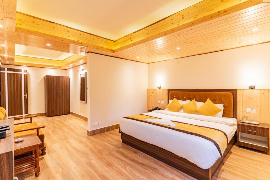The Golden Retreat Executive Rooms 5