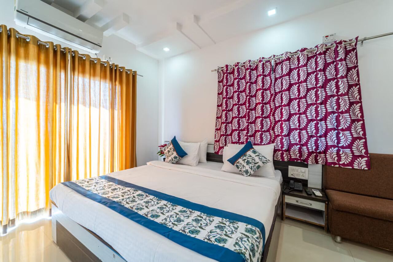 Strawberry King Resort Deluxe Room With Garden View 3