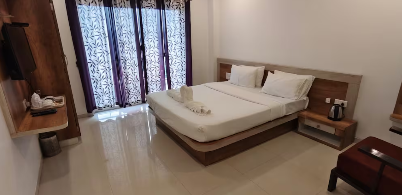 Deluxe Valley View Room With Balcony ( Level 1 )