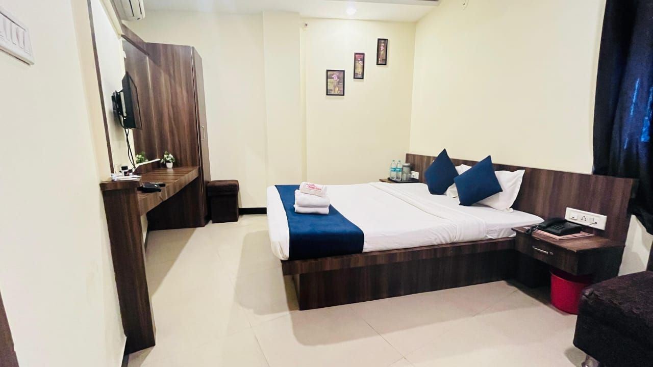 Hotel Ashoka Palace DELUXE ROOM 7