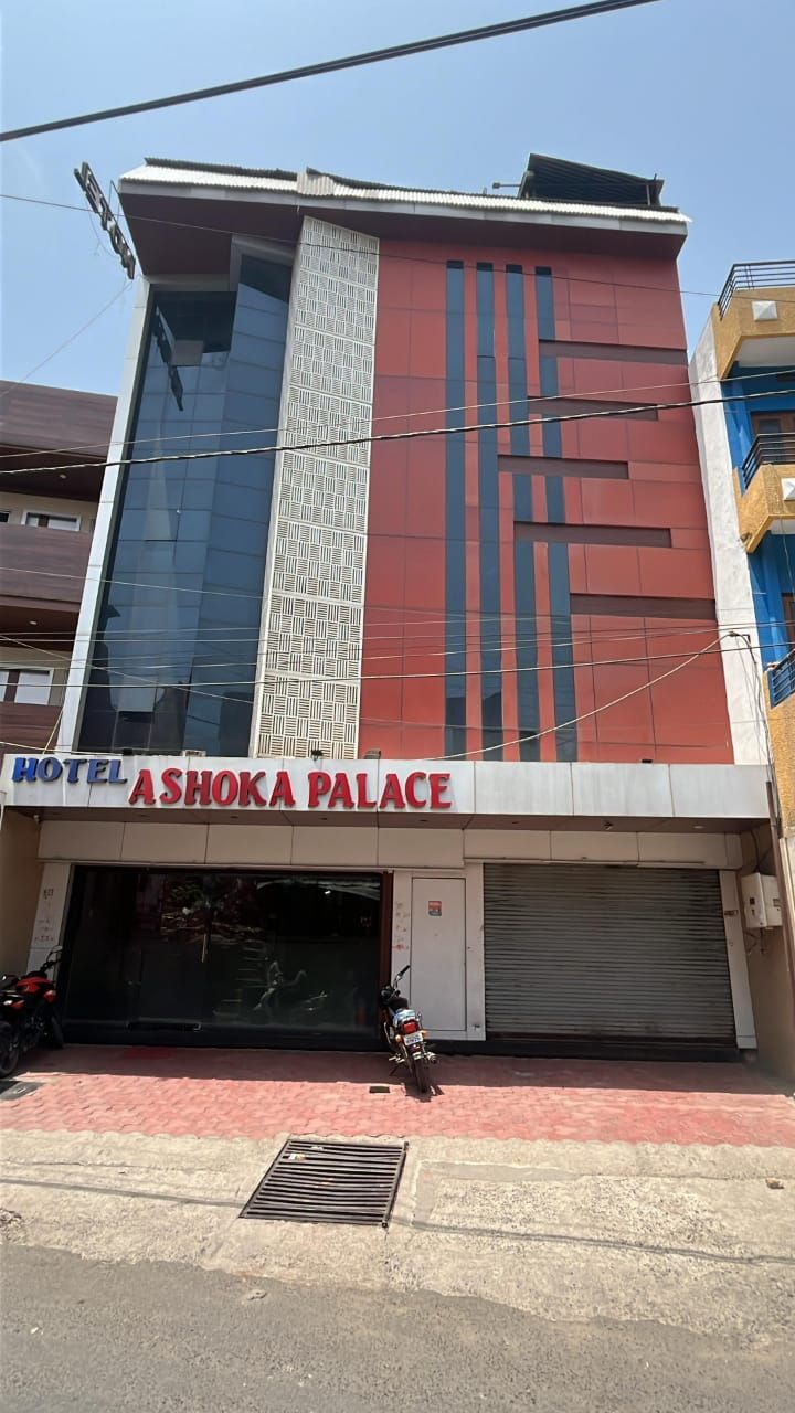 Hotel Ashoka Palace